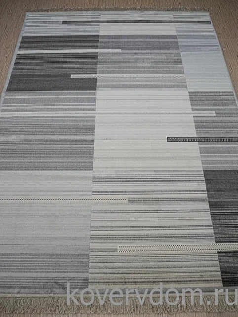 Ковер из вискозы и хлопка Royal Palace 14634 5323