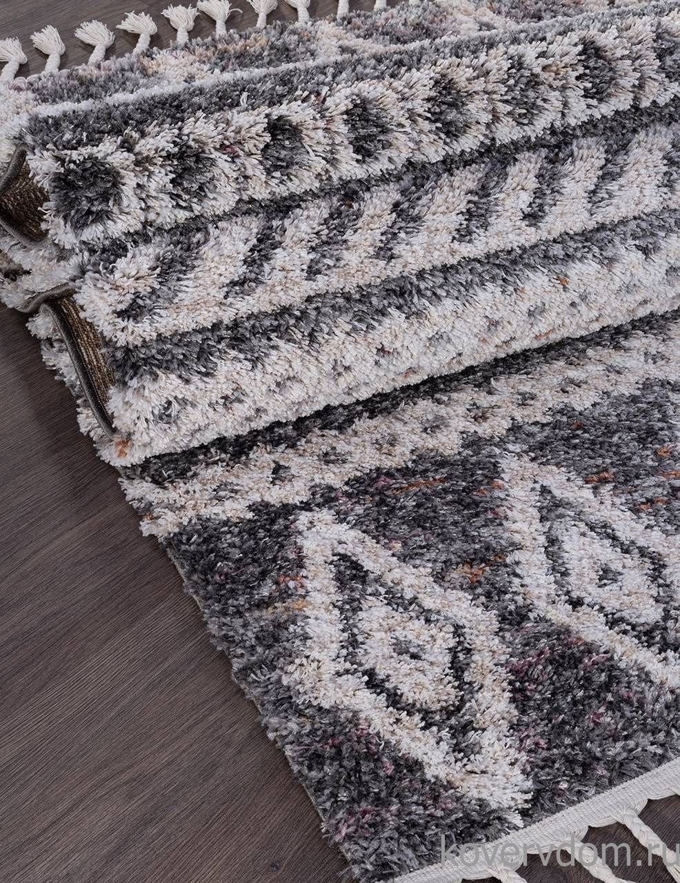 Ковер UVITA O0467 956